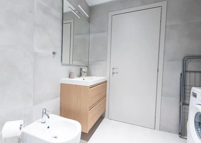 I-Host Grazioli 7 Urban Retreat *