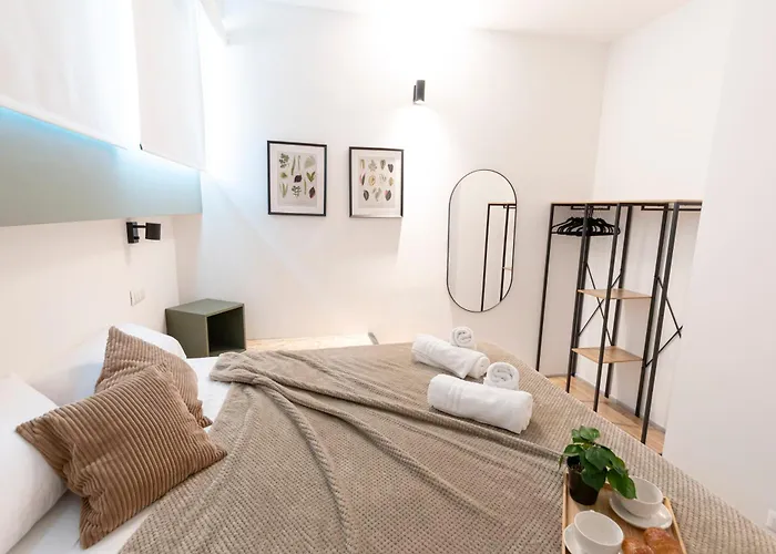 I-Host Grazioli 7 Urban Retreat דירה *