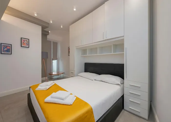 شقة Xenia - Elegant Three-room In Moscova Area ميلان