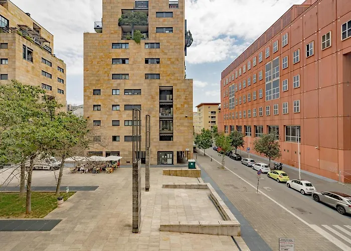 Arcimboldi Terrace - Parking Private Included, Free Wifi & Ac * Milão