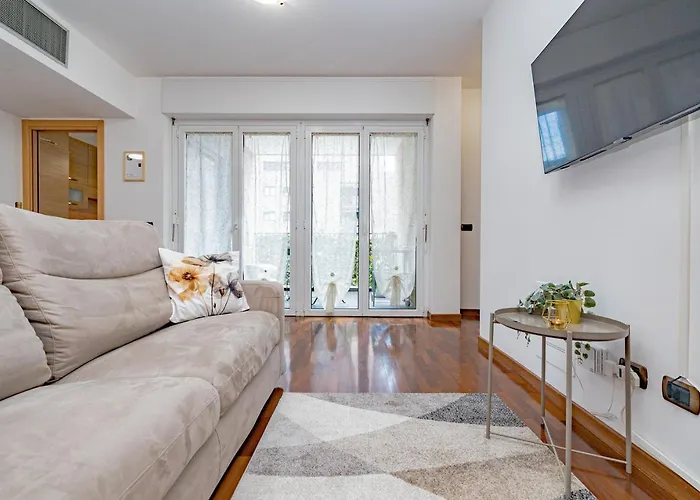 Arcimboldi Terrace - Parking Private Included, Free Wifi & Ac