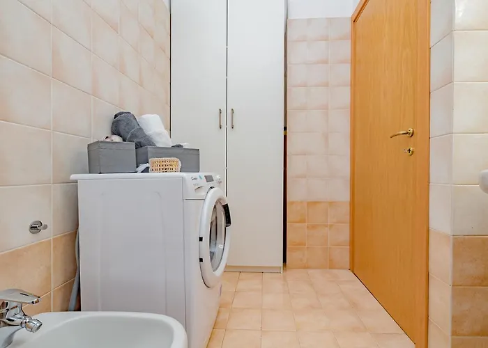 Apartamento Arcimboldi Terrace - Parking Private Included, Free Wifi & Ac *