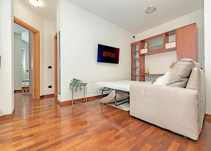 Arcimboldi Terrace - Parking Private Included, Free Wifi & Ac Apartamento