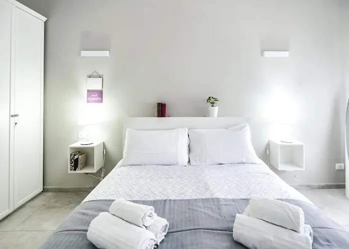 Апартаменты Spacious Hub, Metro At Doorstep M1 And M2 1 Min