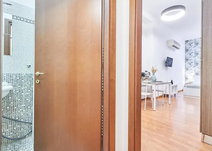 Easylife - Accogliente Monolocale Con Arredamento Minimal In Zona Stazione * Milano