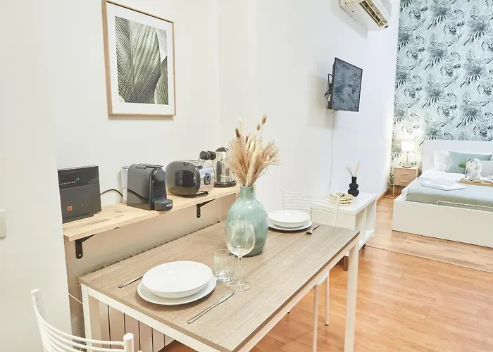 Easylife - Accogliente Monolocale Con Arredamento Minimal In Zona Stazione *