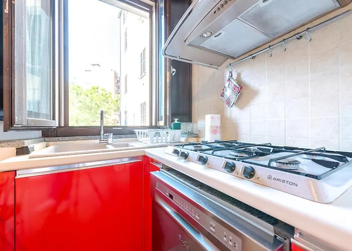 Guest Planet - Rosso - Navigli Area Apartamento *