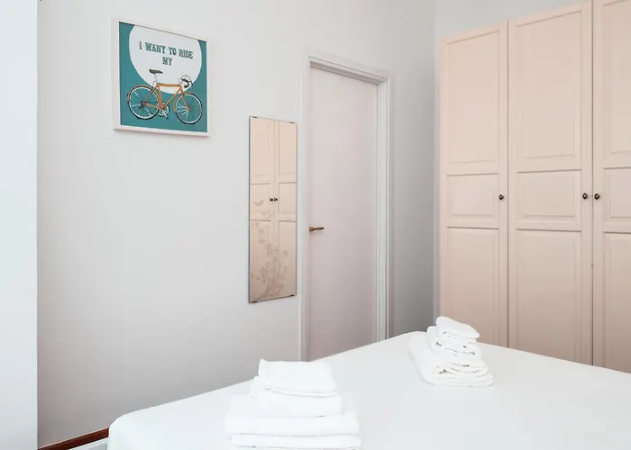 شقة Keys Of Italy - Piazza Vetra Roomy