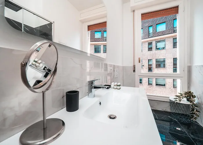 Keys Of Italy - Piazza Vetra Roomy * ميلان