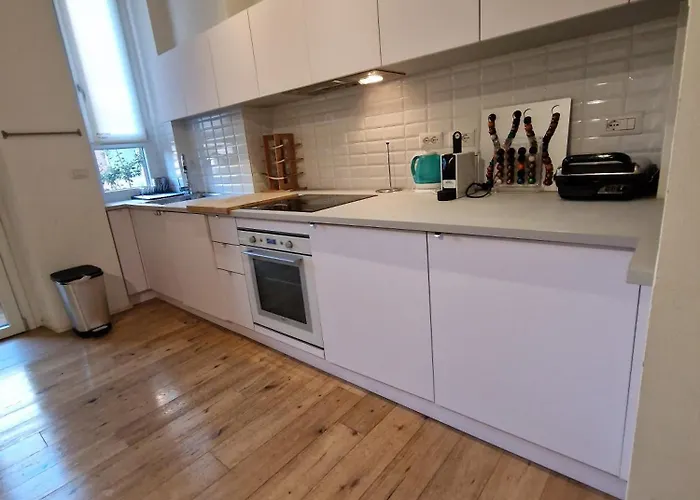 Bilocale Moderno Viale Umbria *