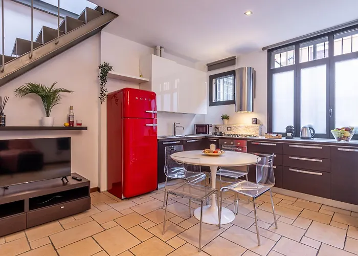 Romantic Navigli - 15min Duomo - Free Parking Apartman *