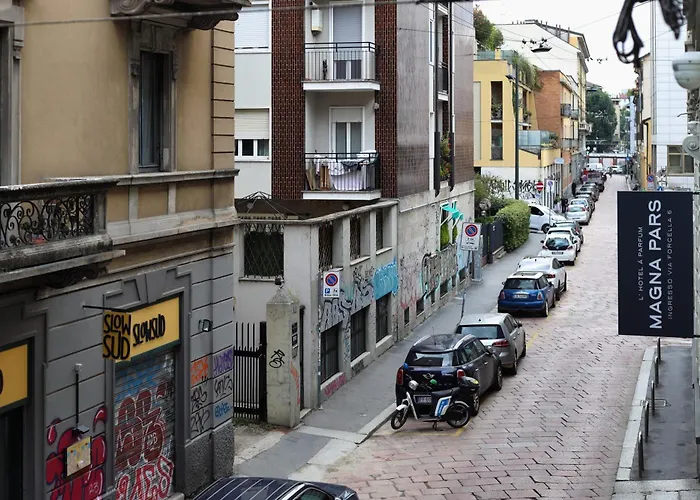 Hostmate - - Tortona