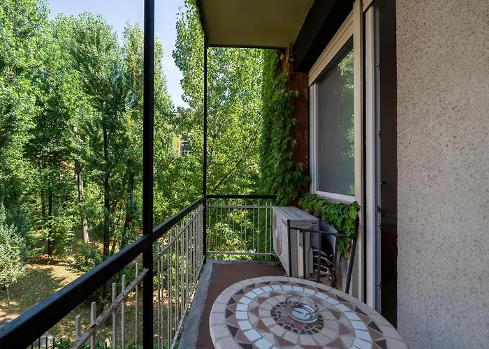 Cenisio Close To Center Milano