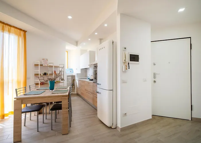 Cenisio Close To Center Milano