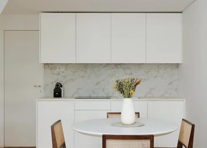 Isola Confalonieri 23 Loft 5 Apartment