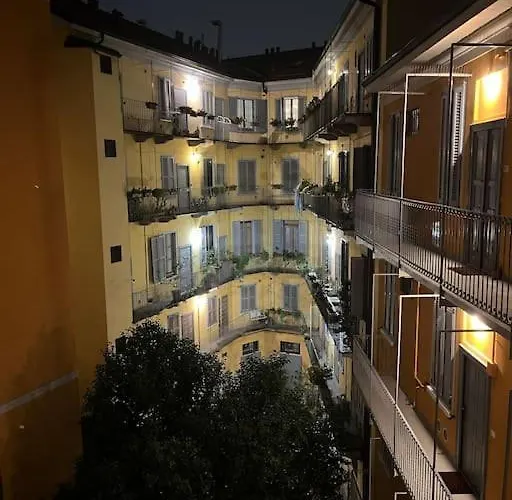 Porta Romana Experience - Authentic Milanese Flat Lägenhet *