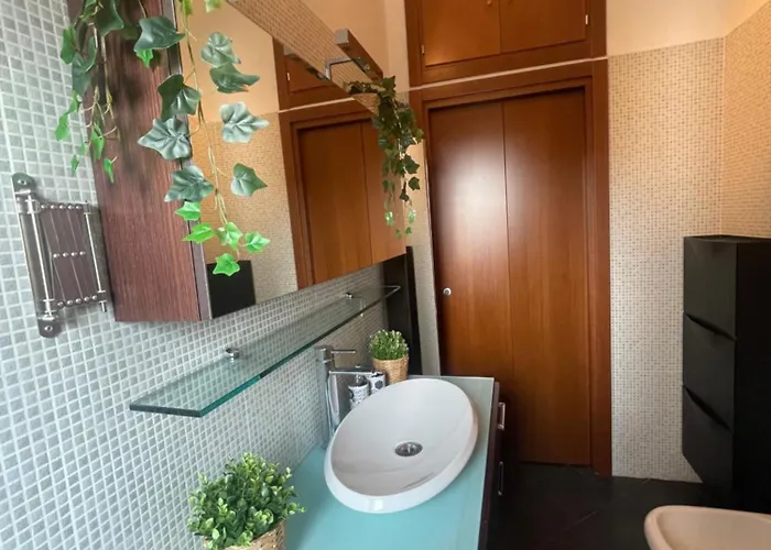 In Town - Metro M3 Sotto Casa - Duomo In 12min - Niguarda Appartement Milaan