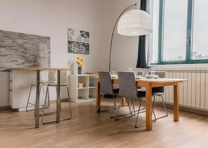 Cozy Loft - Luxury And Quiet شقة