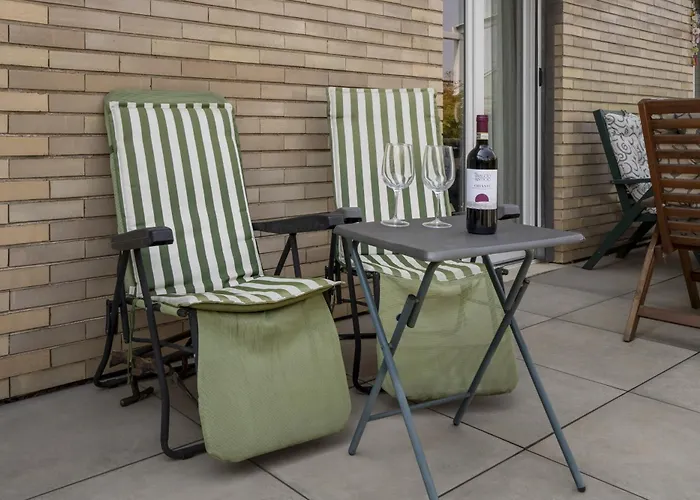 Glamorous Terrace Excl 3bdr A 300mt Da * Milán