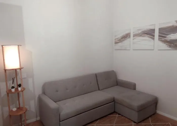 Ticinese Daire Milano