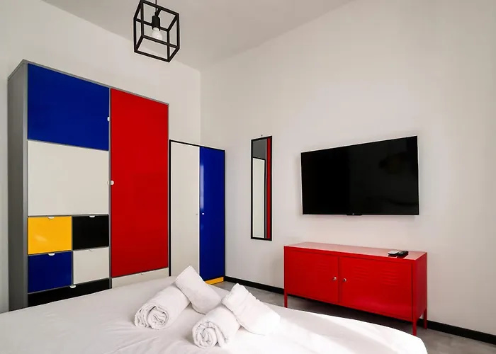 Casa Mondrian