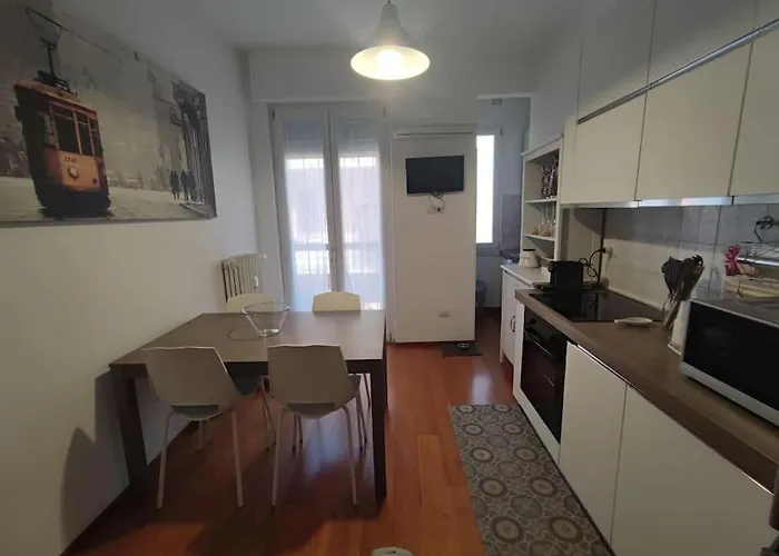 Esplora Comodamente E Poi Riposa Tranquillo Apartament Mediolan