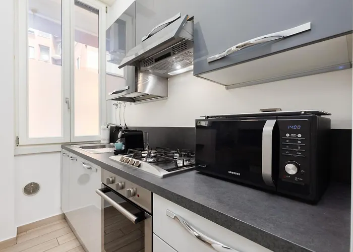 I Prime Location I Metro At Your Door, Duomo In 15 Min! * Milán