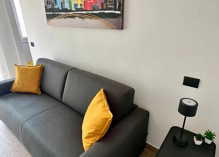 Moderno Ed Elegante Loft Con Balcone * Milan