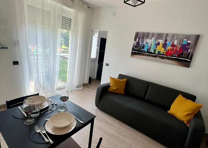 Apartment Moderno Ed Elegante Loft Con Balcone *