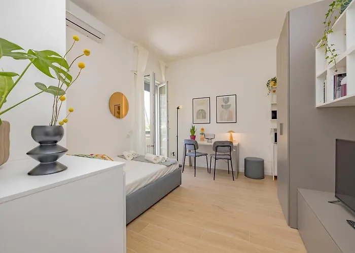 Comfy & Chic Near Universita Iulm & Famagosta-ideal For Work *