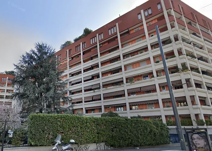 M3 Lodi Brenta, Cozy Corner Milánó