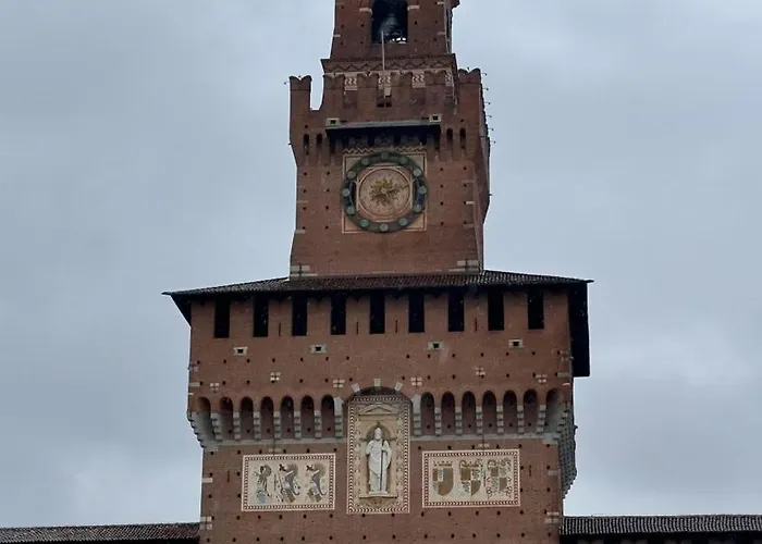 Bellissimo Mini A Tema Bandiera Italiana, Potente Wi-fi, 3 Linee Metropolitane Dietro Casa, Collegato Direttamente Con Aeroporto Di Malpensa E Rho Fiera Apartmán