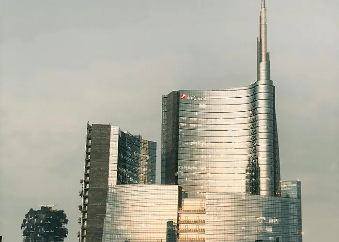 Apartment Bellissimo Mini A Tema Bandiera Italiana, Potente Wi-fi, 3 Linee Metropolitane Dietro Casa, Collegato Direttamente Con Aeroporto Di Malpensa E Rho Fiera *