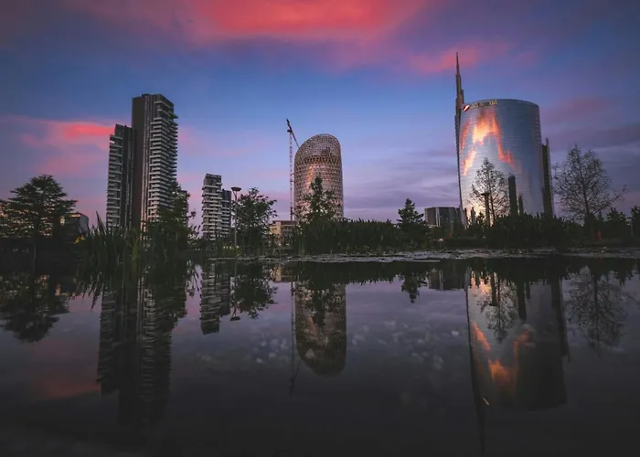 Bellissimo Mini A Tema Bandiera Italiana, Potente Wi-fi, 3 Linee Metropolitane Dietro Casa, Collegato Direttamente Con Aeroporto Di Malpensa E Rho Fiera * Mailand