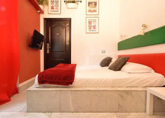 Apartment Bellissimo Mini A Tema Bandiera Italiana, Potente Wi-fi, 3 Linee Metropolitane Dietro Casa, Collegato Direttamente Con Aeroporto Di Malpensa E Rho Fiera Mailand