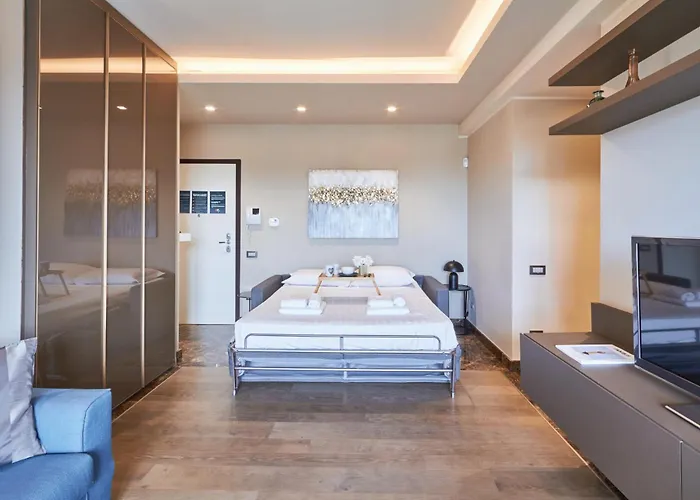 Easylife - Monolocale Con Balcone In Porta Venezia *