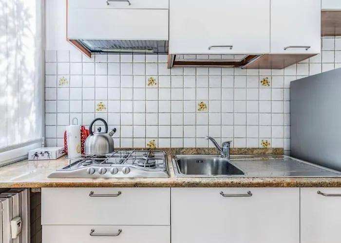 Appartement Dimora Poma18 *