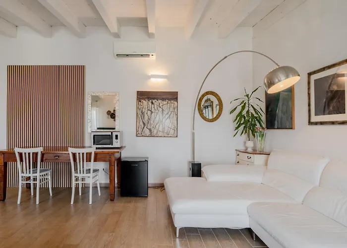 Apartamento Guesthost - Porto Di Mare Bilo & Mono Milão