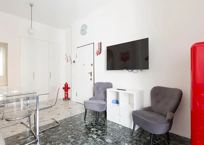 Guesthost - Porta Ticinese - Modern Milano