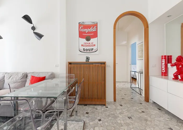 Guesthost - Porta Ticinese - Modern Appartamento *