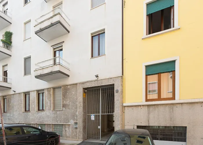 Guesthost - Porta Ticinese - Modern