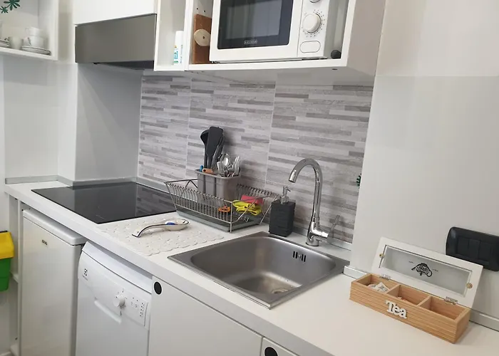 Modern - 10 Min From Station And Shops Appartamento *