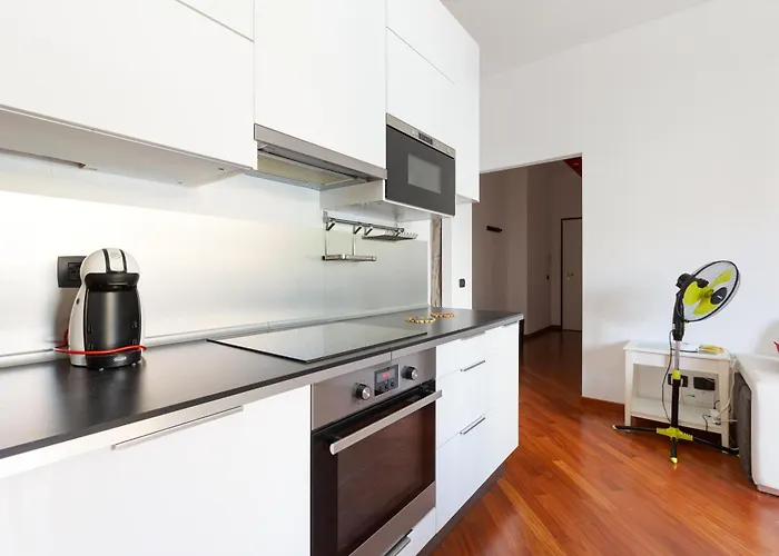 Ca' Granda M5 & Bicocca - Cosy Apartment Daire