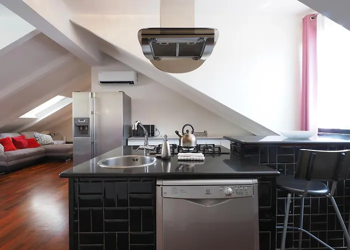 Primopiano - Savona C * Milan