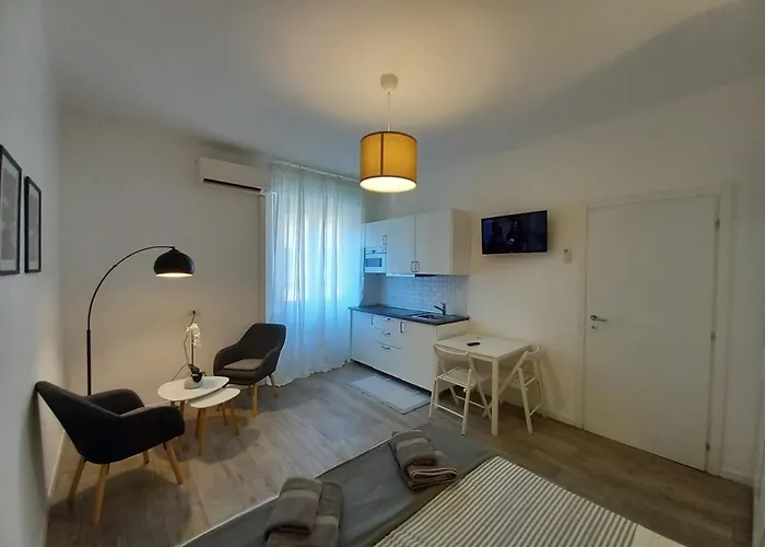 Daire Hostmate - - Insubria