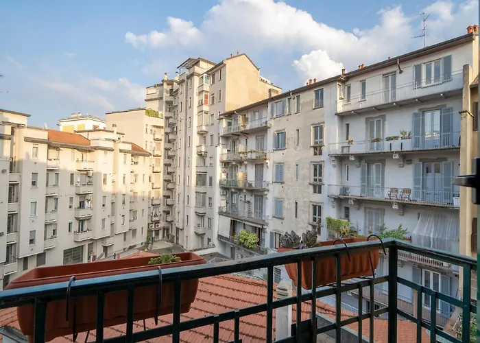 Easylife - - Crema 15 - Porta Romana אורחן *