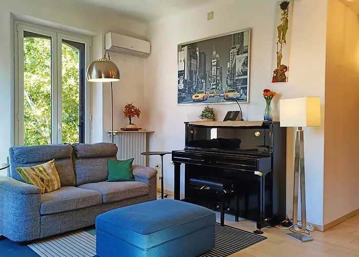 Yr - Isola Апартаменты *