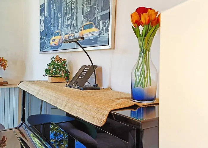 Yr - Isola Милан