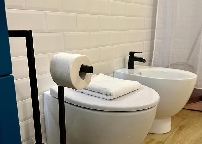 Lr Deluxe - Porta Venezia - Bilocale Con Giardino Privato *