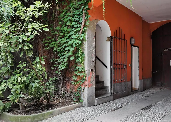 Niccolini Sarpi Food&design Modern In Chinatown Milaan